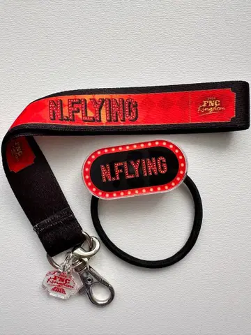 FNC KINGDAM N.Flying 헤어밴딩과 스트랩