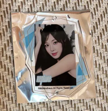 tripleS 니엔 가라오케 고양이 아크릴 키링 msnz