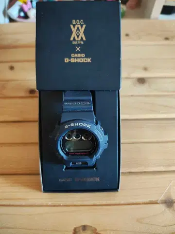 G-SHOCK DW-6900 BUMP of CHICKEN 콜라보