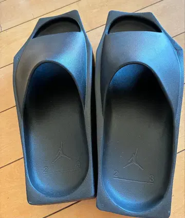 Jordan 블랙 샌들