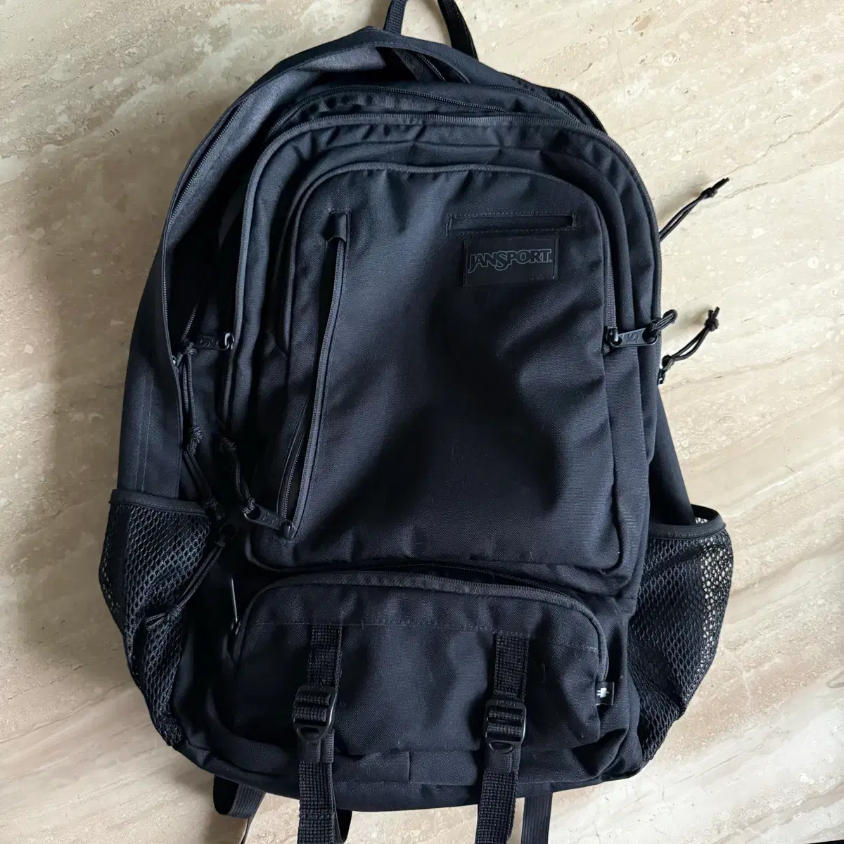 backpack vs laptop bag Laptop Backpack vs Laptop Messenger Bag: Which to Choose?