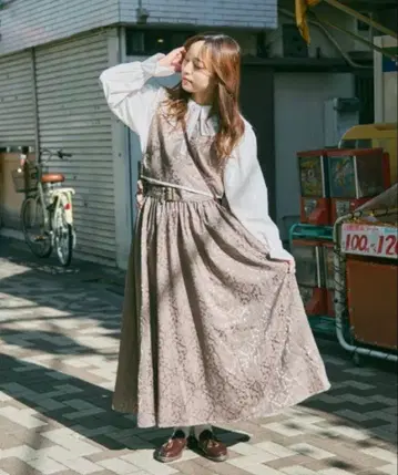 [틸과 레트로] 사이드 리본 모듬 베스트 & 플레어 스커트 모카