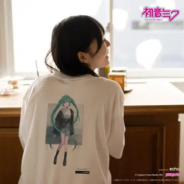 [미사용] 하츠네 미쿠 백 프린트 T셔츠 화이트