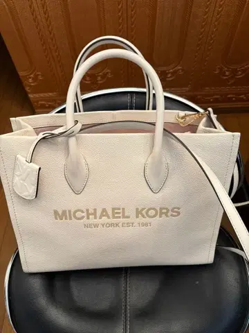 MICHAEL KORS 화이트 숄더백