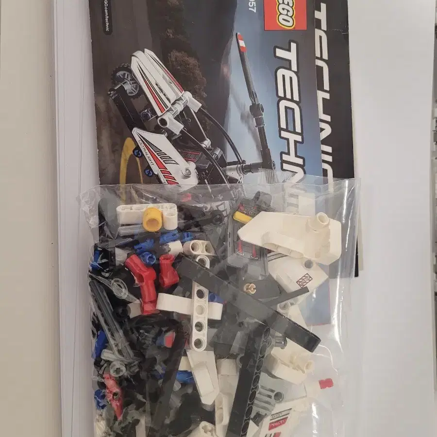 Lego Technic 42089 for sale on Bunjang Global Site.