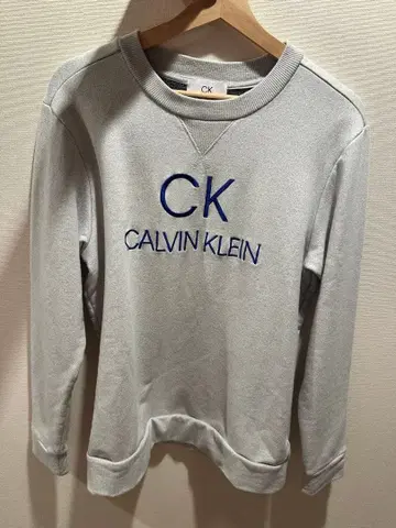 Calvin Klein CK 로고 그레이 트레이닝복