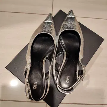 자라 ZARA 샌들 펌프스 실버 24.5cm