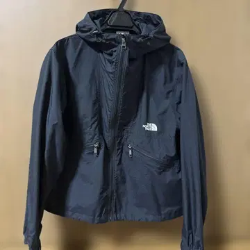 THE NORTH FACE 블랙 마운틴 파카 숏 기장 M