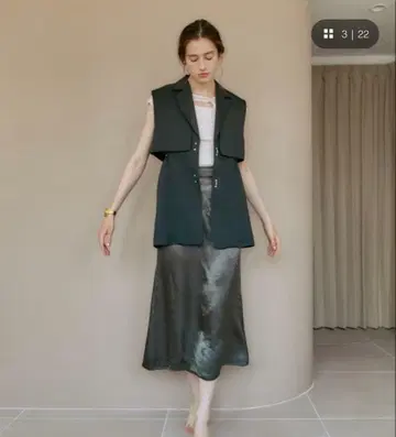 [도치기현산] 빈티지 리퀴드 새틴 머메이드 스커트/스트레이트 실루엣