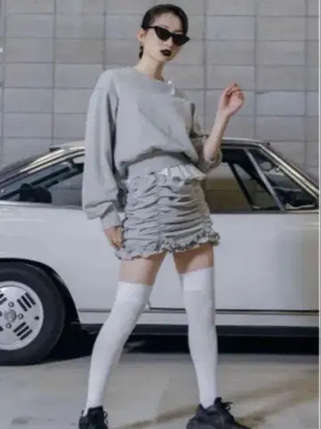 bibiy 맨투맨 스커트