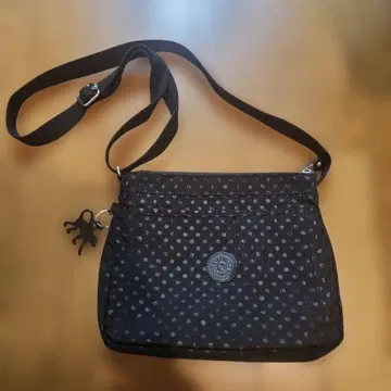 kipling 도트 숄더백