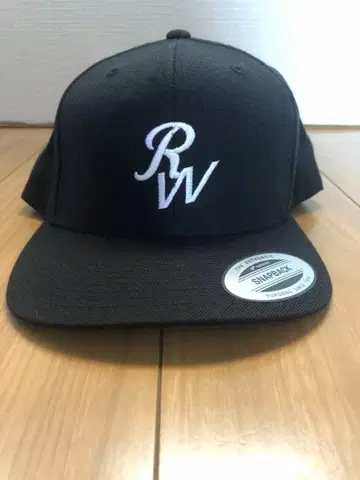 ROTT WEILER 스냅백 캡