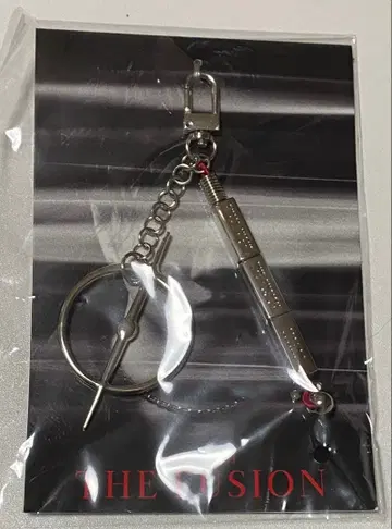 토사카 히로오미 INFINITY MOON Metal key Charm