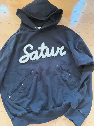 Satur 블랙 후드티 정품 L 사이즈