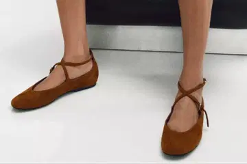 ZARA 스웨이드 스트랩 플랫슈즈 36