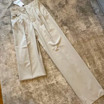 미사용 새상품 ZARA 자라 베이지 슬랙스 EU XS 팬츠