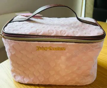 Juicy Couture 하트 무늬 파우치 핑크 새상품