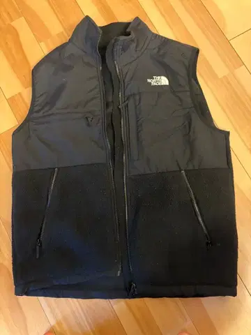 THE NORTH FACE 블랙 베스트