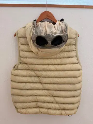 [정품] CPCOMPANY DD쉘 다운 베스트 M