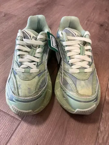 푸마 벨로퍼시스 리트리트 유어셀프 PUMA VELOPHASIS