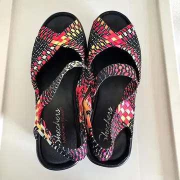 [ 새상품급 ] 스케쳐스 샌들 23.5cm 메모리폼