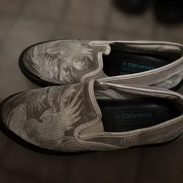 CONVERSE와 ueno shinpei 콜라보 스케이트보딩 슬립온