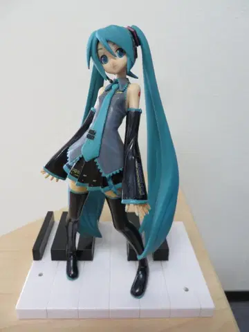 SEGA VOCALOID 보컬로이드 하츠네 미쿠 EX 피규어