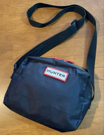 Hunter 헌터 숄더백