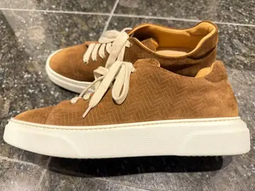 새상품급 LARDINI 라르디니 스니커즈 42 가격 인하 가능