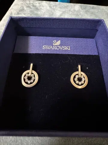 스와로브스키 귀걸이