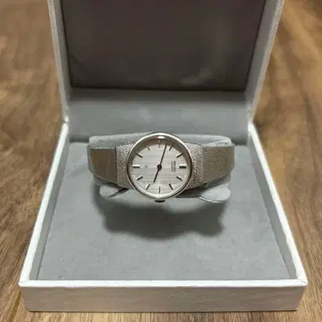 SEIKO 세이코 여성용 손목시계 실버 쿼츠 빈티지