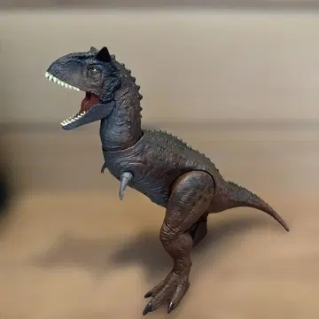 쥬라기 월드 배틀 액션! 카르노타우루스 30cm