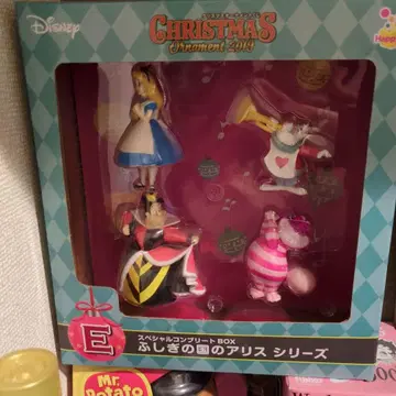 Disney 이상한 나라의 앨리스 크리스마스 오너먼트 2019