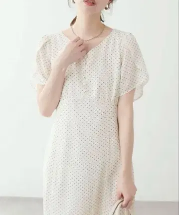 튤립 슬리브 원피스 natural couture 택 포함 미사용