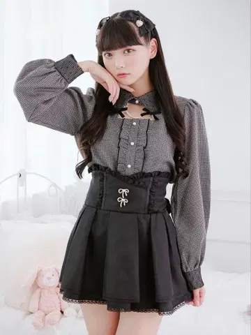 Palelfy 하운드투스 체크 패턴 블라우스 지뢰계 양산형 프릴 블랙