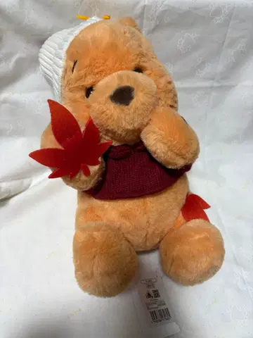 푸우 디즈니 스토어 단풍 봉제 인형