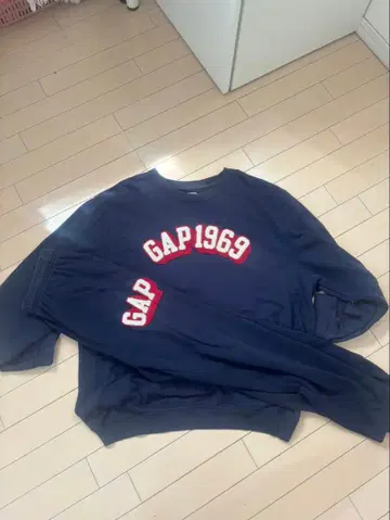 봄 여름 가을 겨울 GAP 셋업 1969 가격 인하 가능