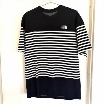 THE NORTH FACE 스트라이프 T셔츠