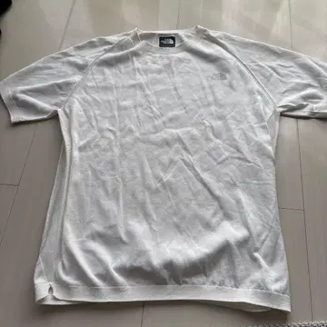 THE NORTH FACE 화이트 티셔츠