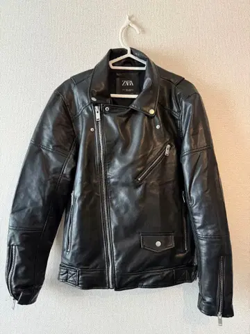 ZARA 블랙 가죽 라이더 자켓