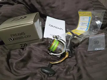 DAIWA FREAMS LT 3000S-CXH 스피닝 릴