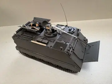 1/35 미국 M113 장갑차