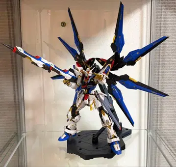 MGEX 1/100 스트라이크 프리덤 건담