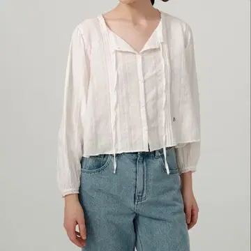 THE BARNNET 리본 블라우스