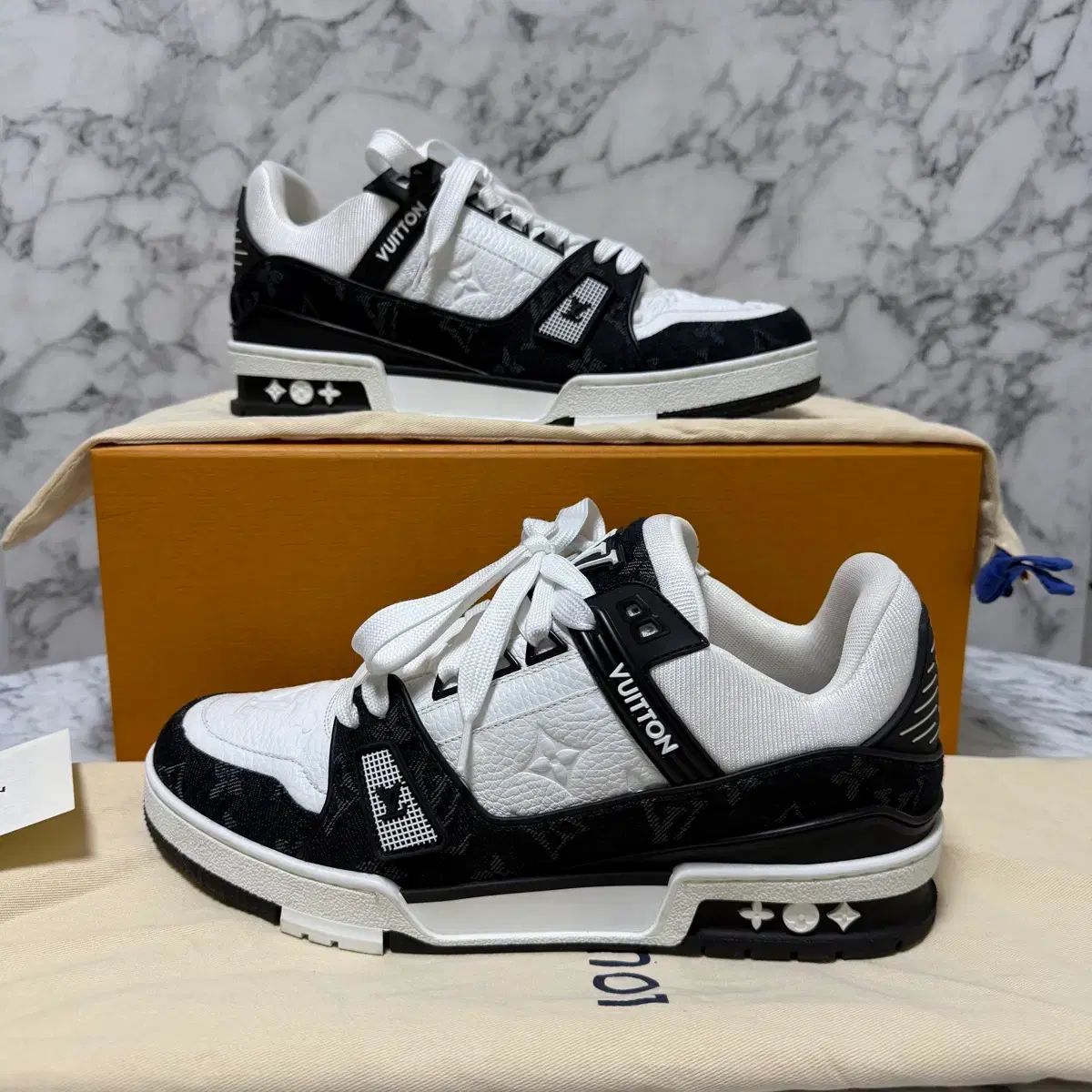 VUITTONスニーカー 42 / Louis Vuitton X Murakami LV Trainer Sneakers | Bunjang Global