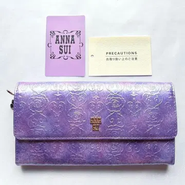 [새상품] ANNA SUI 안나수이 로즈하트 플랩 장지갑 퍼플 현행 모델