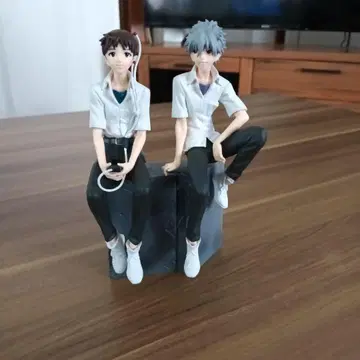 이카리 신지 나기사 카오루 피규어