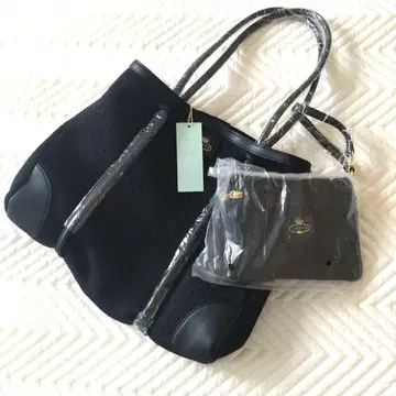 토카 TOCCA 파우치 포함 새상품 블랙 네오프렌 디자인 토트백