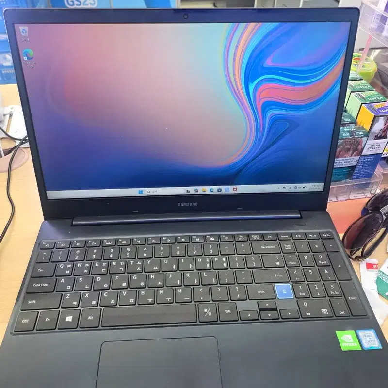 삼성 노트북7 (i7 9750H Nvidia MX110)팝니다
