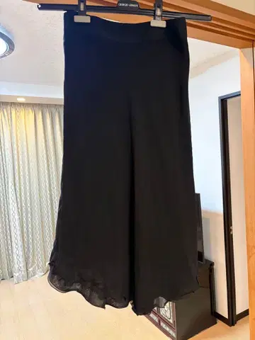조르지오 아르마니 블랙 플레어 스커트 36 실크